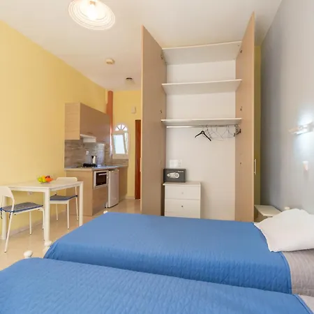 George's 3-bed With Garden * Kávos